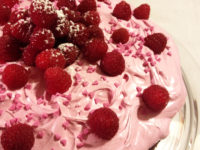 8 romantiske kaker og muffins til valentinsdagen