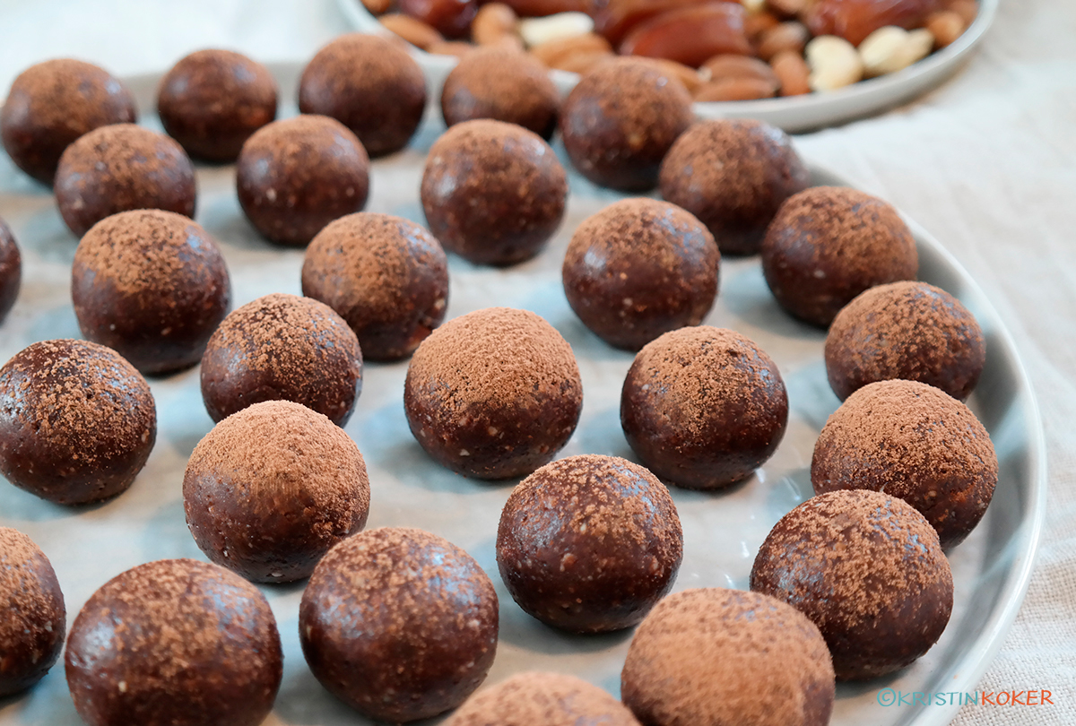 Rawfood bliss balls med kakao og krydder