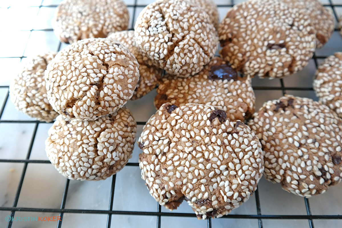 Supre sesamcookies: Tahini chocolate chip cookies